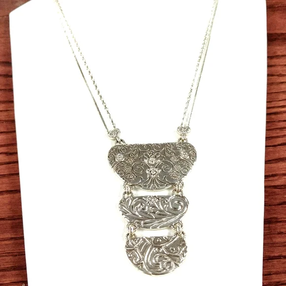 Brighton Necklace - Picture 2 of 3